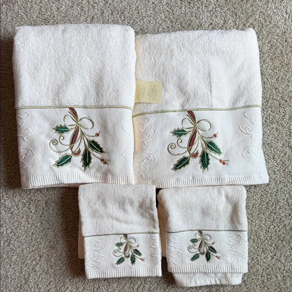 Lenox Ribbon and Holly Embroidered Holiday Bath Towel Set hand towel Christmas